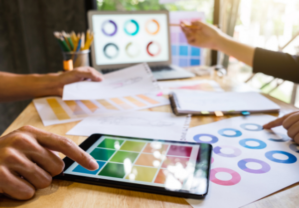 ブランディングデザインを構築する